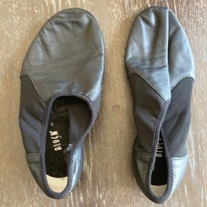 Bloch dance shoes black